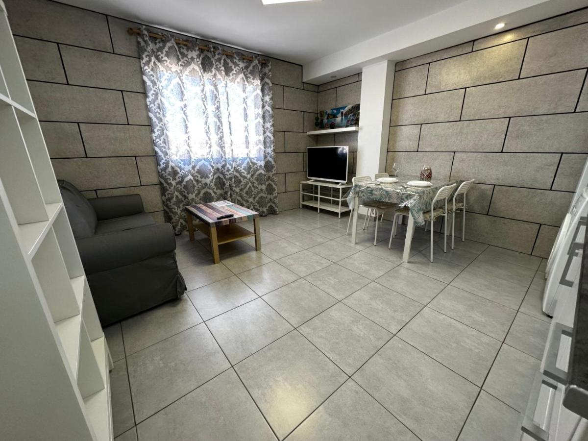 Edificio Prieto Viv N1 Apartment Puerto del Rosario  Exterior photo